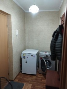 Сдам посуточно 1 ком квартиру район Сазда