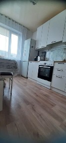 Сдаётся 3 комн кв на длительный срок м-н Боровской