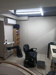 Сдам в аренду мужское кресло место в салоне красоты