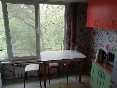 Сдам 3х комнатную квартиру на длительный срок р-н Аэропорта