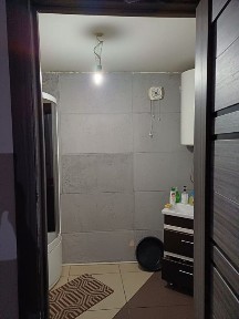 Продам новый дом в центре ЖБИ Узенка