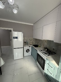 Сдается 2 ком квартира ЖК КЕРЕМЕТ мкр батыс