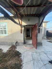 Үлкен уи 3 бөлмелі времянкасы бар барлык жағдайы жасалған