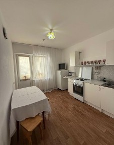 Ha 4 mkr. Taraz komynalnie vnutri