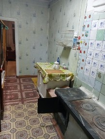 Сдам пол дома 3 комнаты