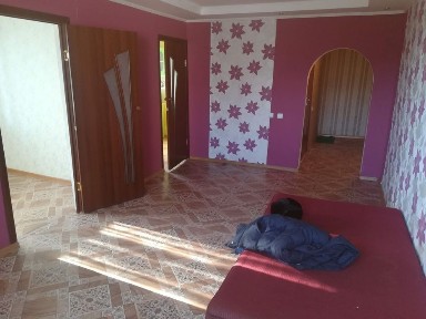 Сдаётся 2х комнатная квартира в центре города Текели