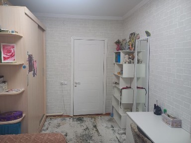 Продаётся дом из трех комнат