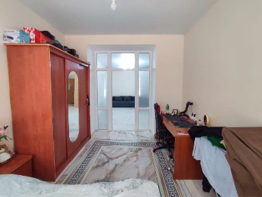 Продам 3 комнатную квартиру