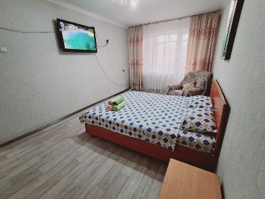 Кв. посуточ только парам. День-5000,Ночь-8000