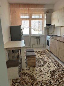 16 мкр 13 дом 2 бөлмелі Кирова базар жақта