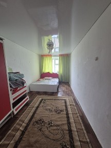 Екі бөлме үи сатылады