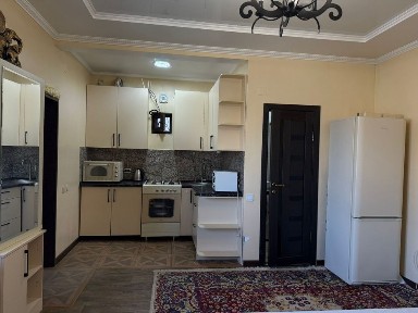 Сдаётся уютный 2-комнатный частный дом с полным комплектом удобств.