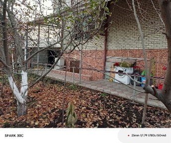 Добротный дом для большой семьи расположен в Турксибском районе