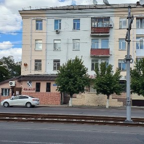 Продаю магазин Гурман проспект Республики д. 6.