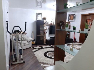 Сдаётся 2-комн., 1 этаж, в Центре (ул. Айтеке би)