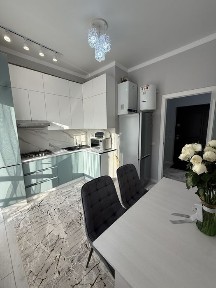 Сдается посуточно уютная и чистая квартира в ЖК Керуен Сарай