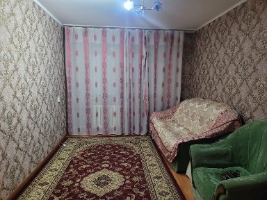 2-х, 1 этаж, 2 мкр. Президентский парк! Срочно!