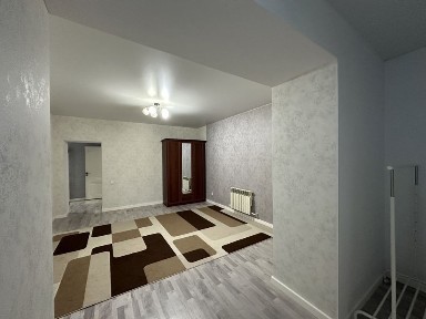 2-х ком. квартира, Тауелсиздик 9,корпус2. 200 000+ком. услуг