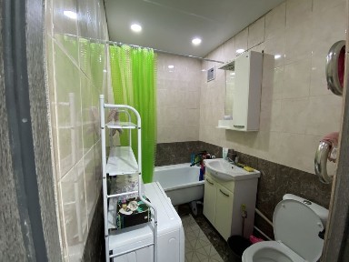 Сдается 2 х ком квартира