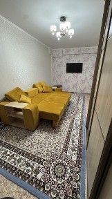 Продам 1 комнатную квартиру 42.5 кв. м.