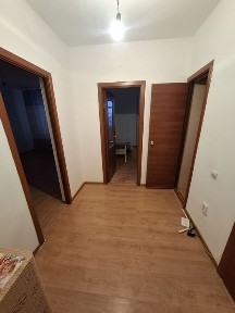 Сдаётся 1комн. кв в г. Уральске. 5мкр 7 дом 4 этаж Рядом 