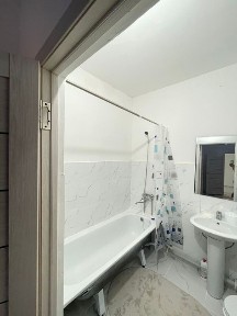 Сдается квартира 280000+ком услуга Жк Ырысты