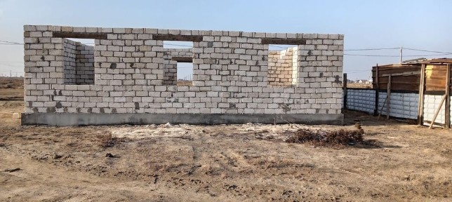 Уй сатылади толик бытпеген