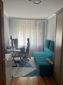 Продам 3-х комнатную квартиру в центре