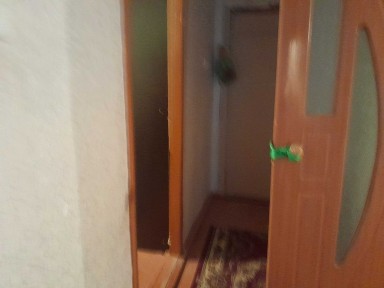 Жаңатас қаласы 5 мкр, 3 домнан 3 бөлме, ремонт қажет. Саудасы бар