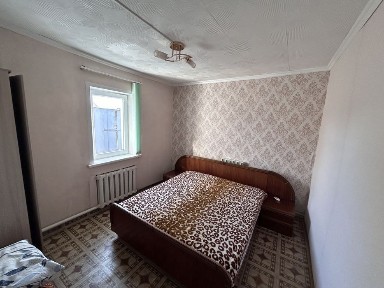 Продам частный дом или обменяю на квартиру в микрорайонах.