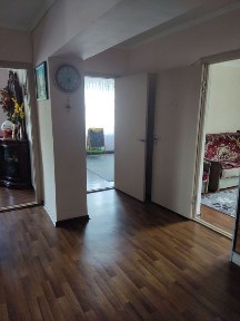 Продам 4х комнатную квартиру