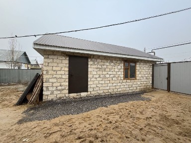 Продам дом с гаражем