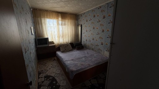 Двух комантная квартира республика 81