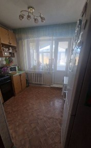 Продам трех комнатную квартиру