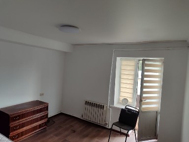 Продам добротную квартиру