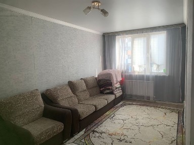 Сдам квартиру помесячно семеиным некуряшшим все условия есть напротив