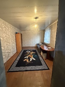 Сдаётся пол дома в аренду.