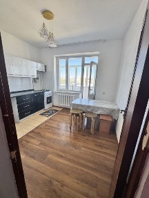 Сдам 3 комнатную квартиру в 7 мкр