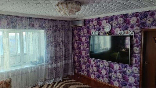 Продам 4х комнатную квартиру по улице Независимости 17 а