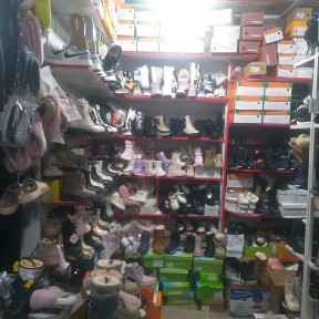 Продам бутик Центральный рынок Тд Достык