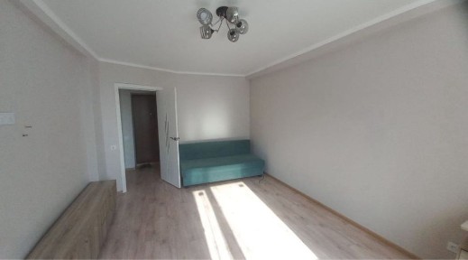 Аренда долгосрочная 1 комн новой квартиру в 10 мкр