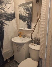 Сдается 1ком квартира посуточно и почасам Момышулы Сатпаева