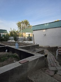 Продам дом +фундамент 14×10+летня кухня