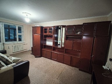срочно сдам 2-х комнатную квартиру