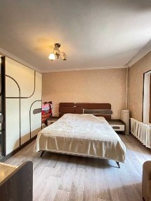 Продам 3-комнатную квартиру, район АЭРОВОКЗАЛ - ЯНГИШАХАР. Дом 1992 г.