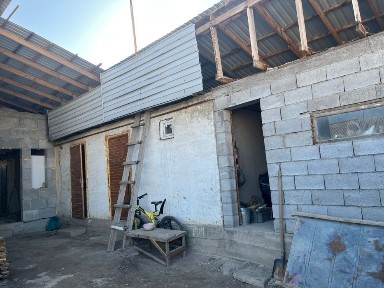 Дом плюс жилой времянка