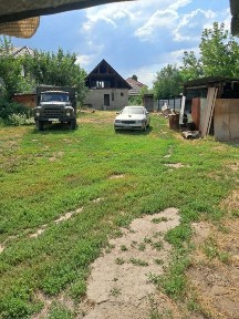 продается недостроенный дом, 8 соток, 200кв/м, есть торг