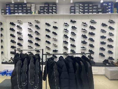 Продаётся или сдаётся на долгий срок. Магазин