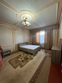 Сдается в аренду. 6 комнатный дом. Үй жалға беріледі. 6 бөлме