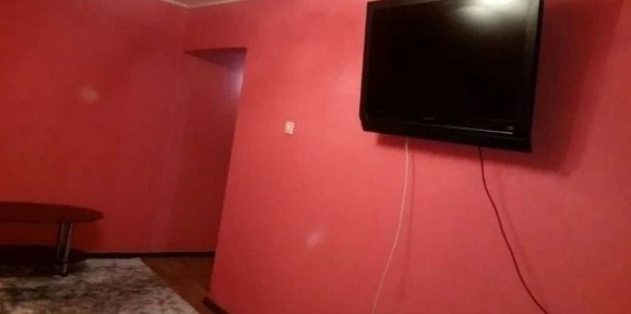 Центр посуточно, почасовая, 2 часа 3000, сутки 8000, ночь 7000